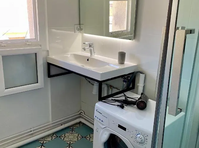 Prox Lycee Arago * Перпиньан